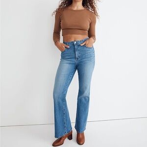 The Perfect Vintage Flare Jean in Pointview Wash